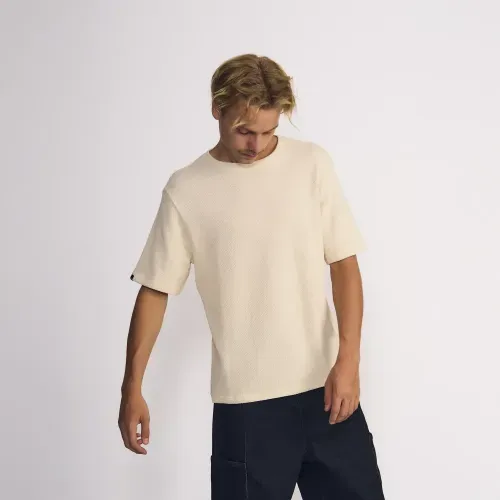 Polera Masculina Tejida Manga Corta Color Solido  Natural Soul